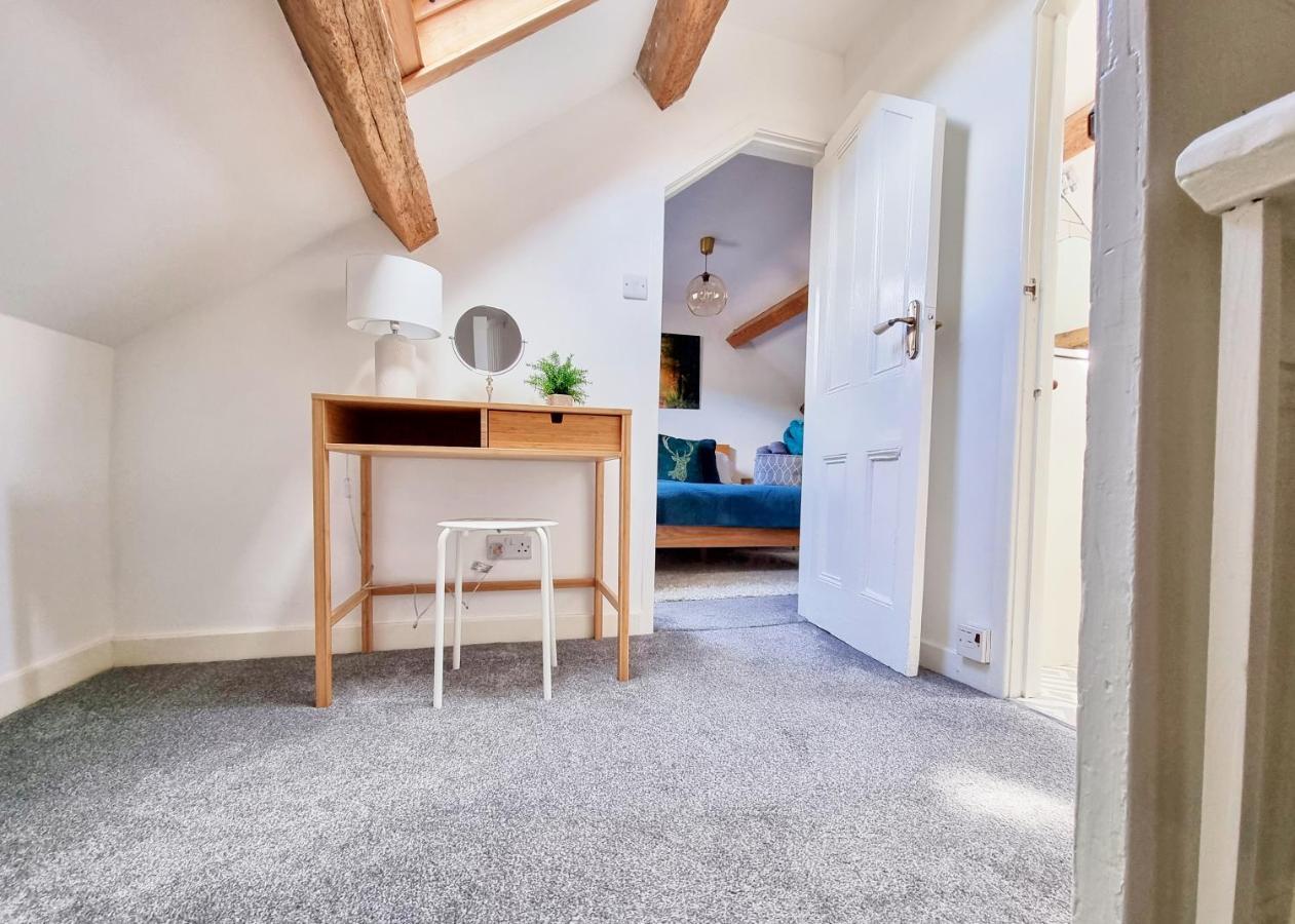Eldon Row - Stylish Character Apartments - Central Location 1 & 2 Bed Available Dolgellau Zewnętrze zdjęcie